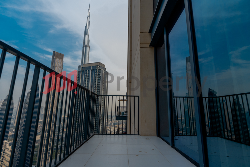 Penthouse | Sea and Burj Khalifa Views | Vacant